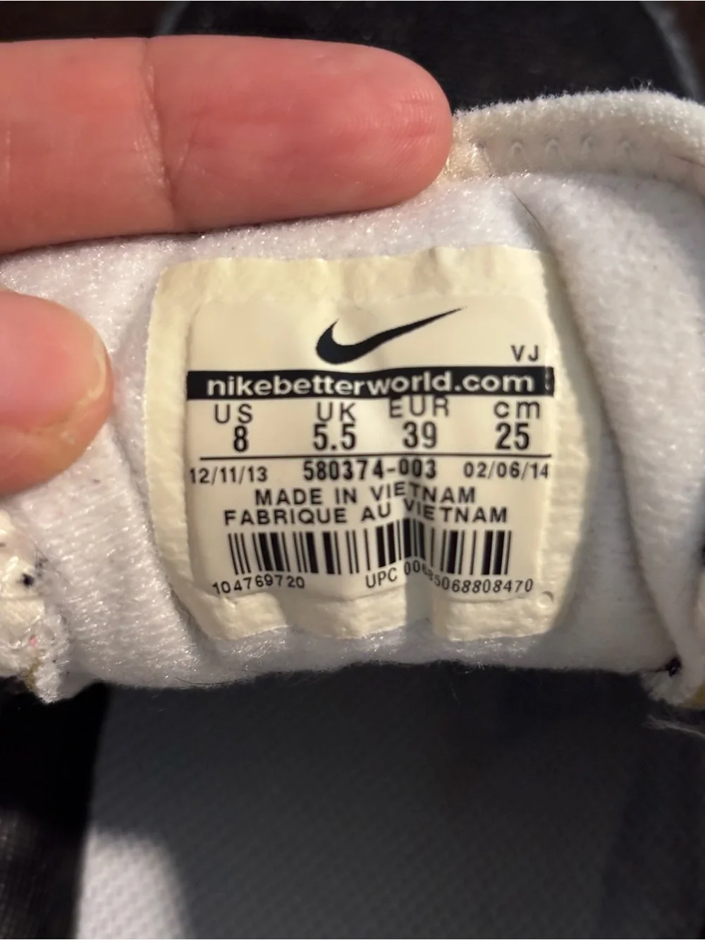 Nike Black and White Women's Athletic Sneakers